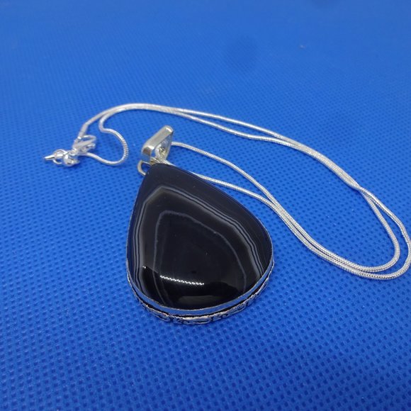 Gorgeous "BANDED  ONYX" Handmade Sterling Necklace 18"  #22 - Picture 2 of 3